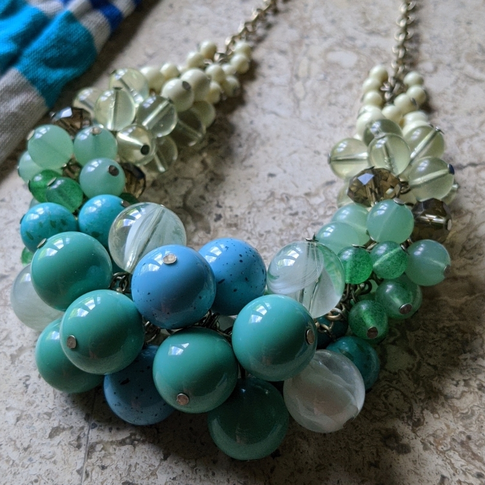Lia Sophia Laguna Regatta Necklace - Picture 3 of 7